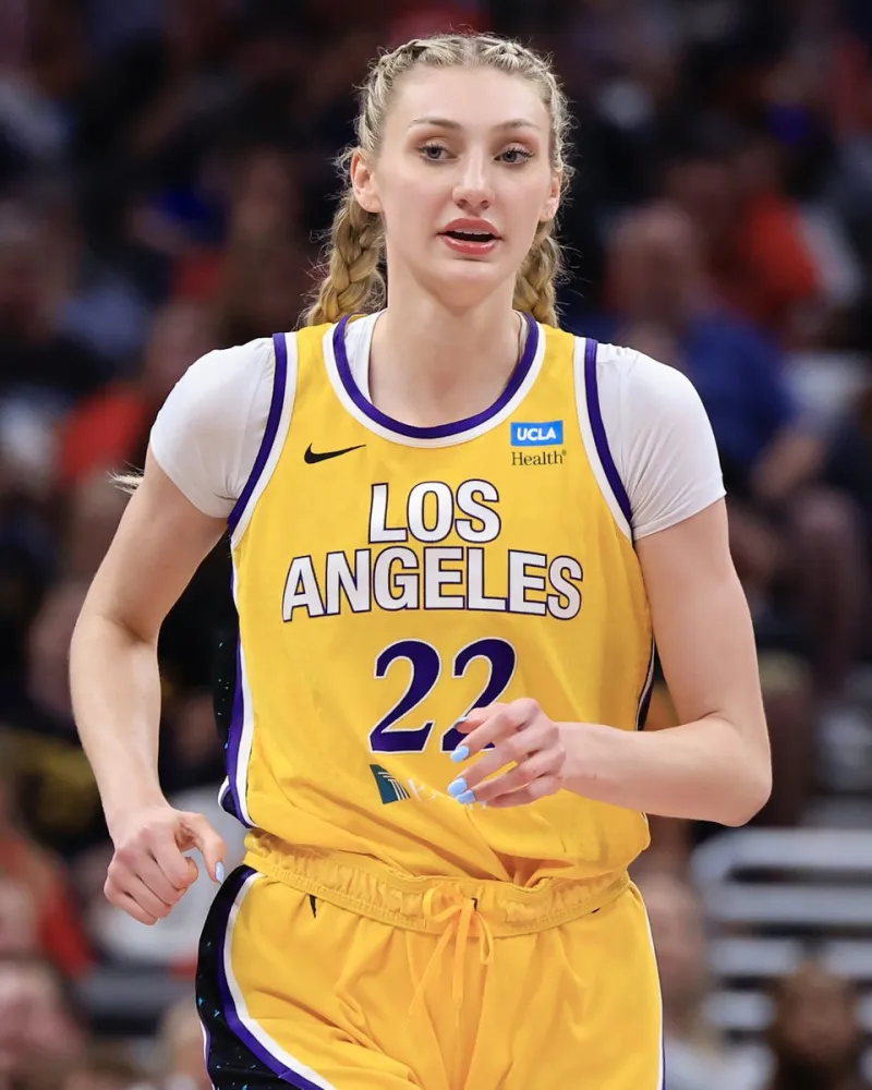 快点好起来吧！ WNBA 球员卡梅伦·布林克左膝前十字韧带撕裂