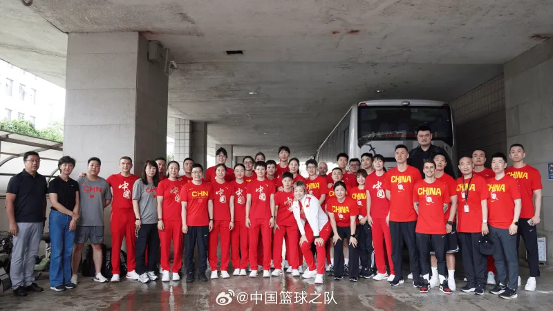 宋翔：中国女篮共带14名球员参加奥运会 韩旭带了电饭锅